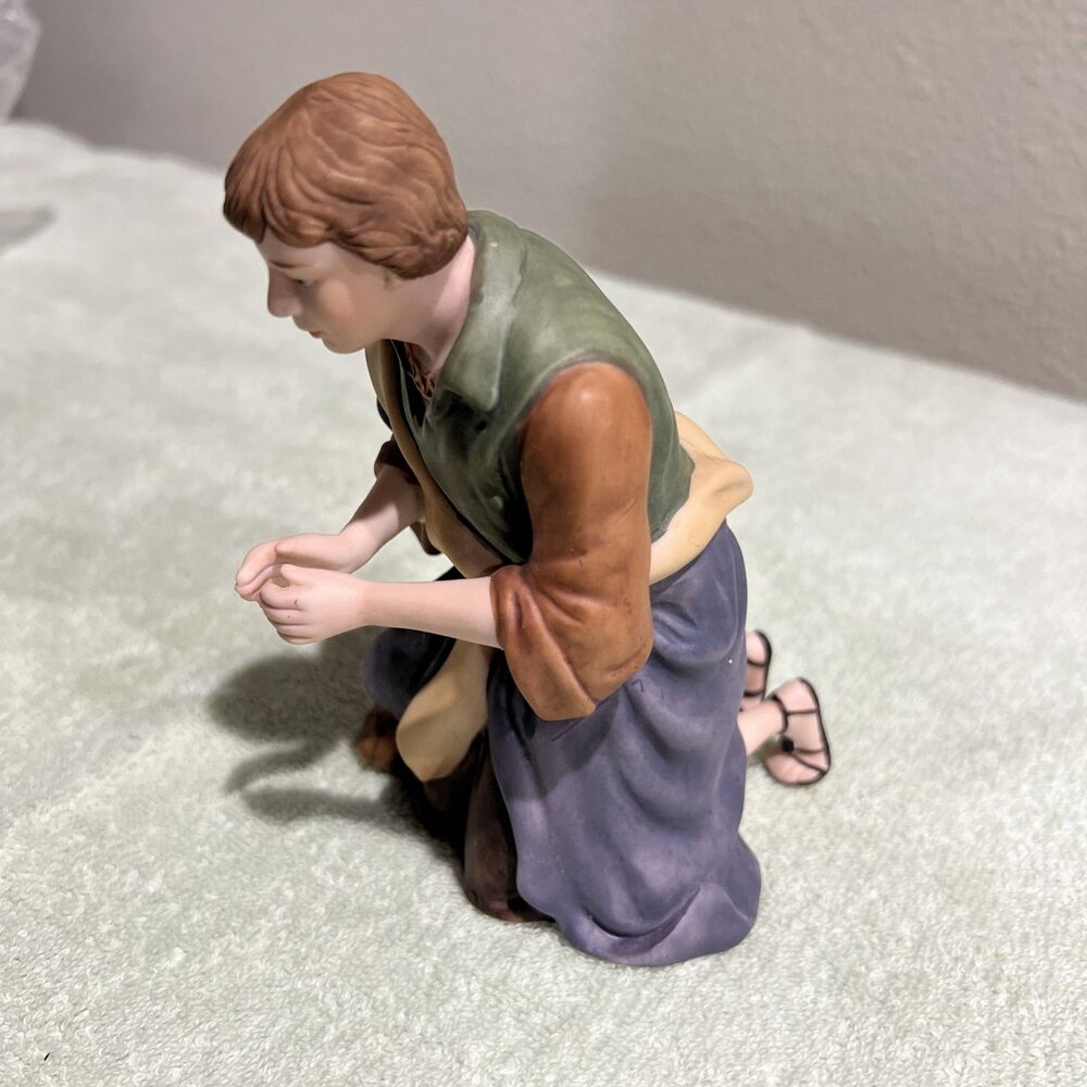 Kirkland Signature Nativity Kneeling Shepherd Replacement 75177 EUC